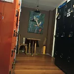 El Hostal Portelli - Solo Para Extranjeros